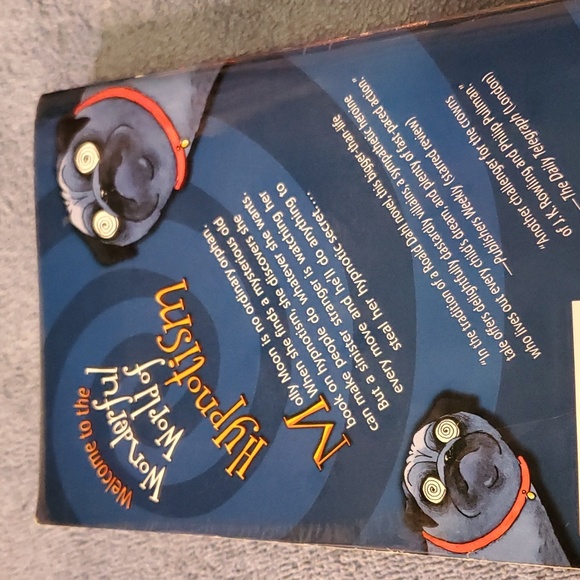 Molly Moons incredible book of Hypnotism - Picture 2 of 4